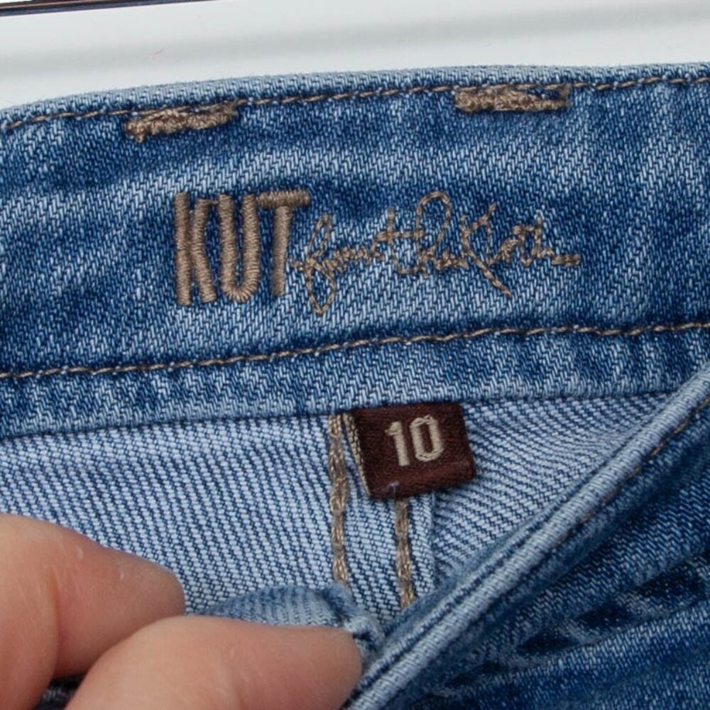 Kut from the Kloth Light Blue Boyfriend Jeans - Picture 4 of 9